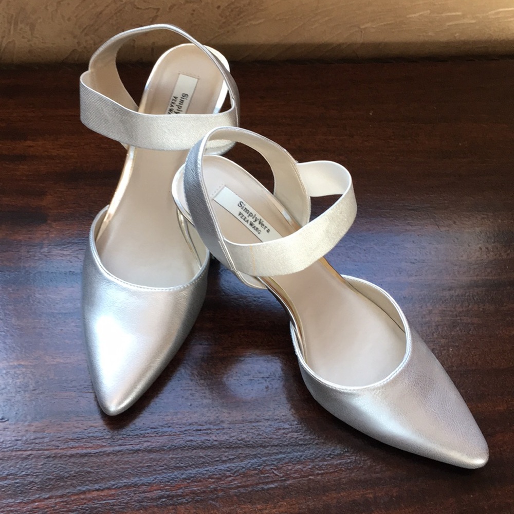 Vera Wang shoes
